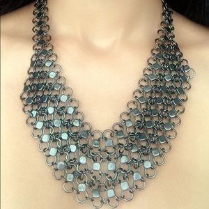 Chain me up statement necklace!